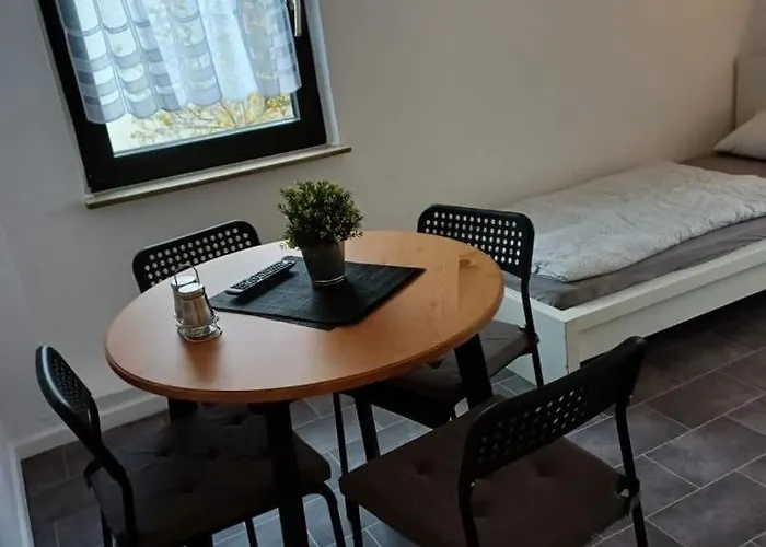 Dachgeschosswohnung In Poll * Köln